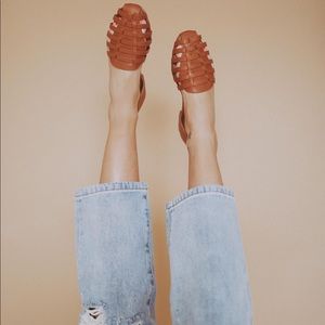 The Rollin J Huaraches Flats